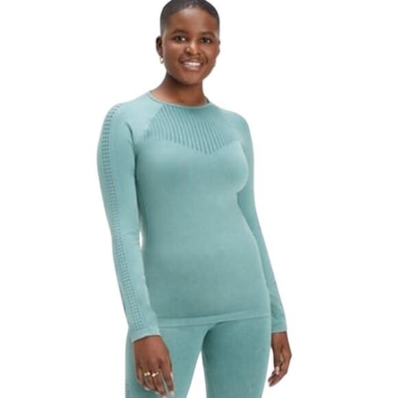 Fabletics Tops - Fabletics Seamless Long Sleeve Top Size XS Washed Arctic Wave Moisture Wicking